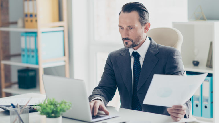 Planujesz zawiesić prowadzoną działalność gospodarczą? Zobacz konsekwencje podatkowe jak i prawne instytucji zawieszenia.